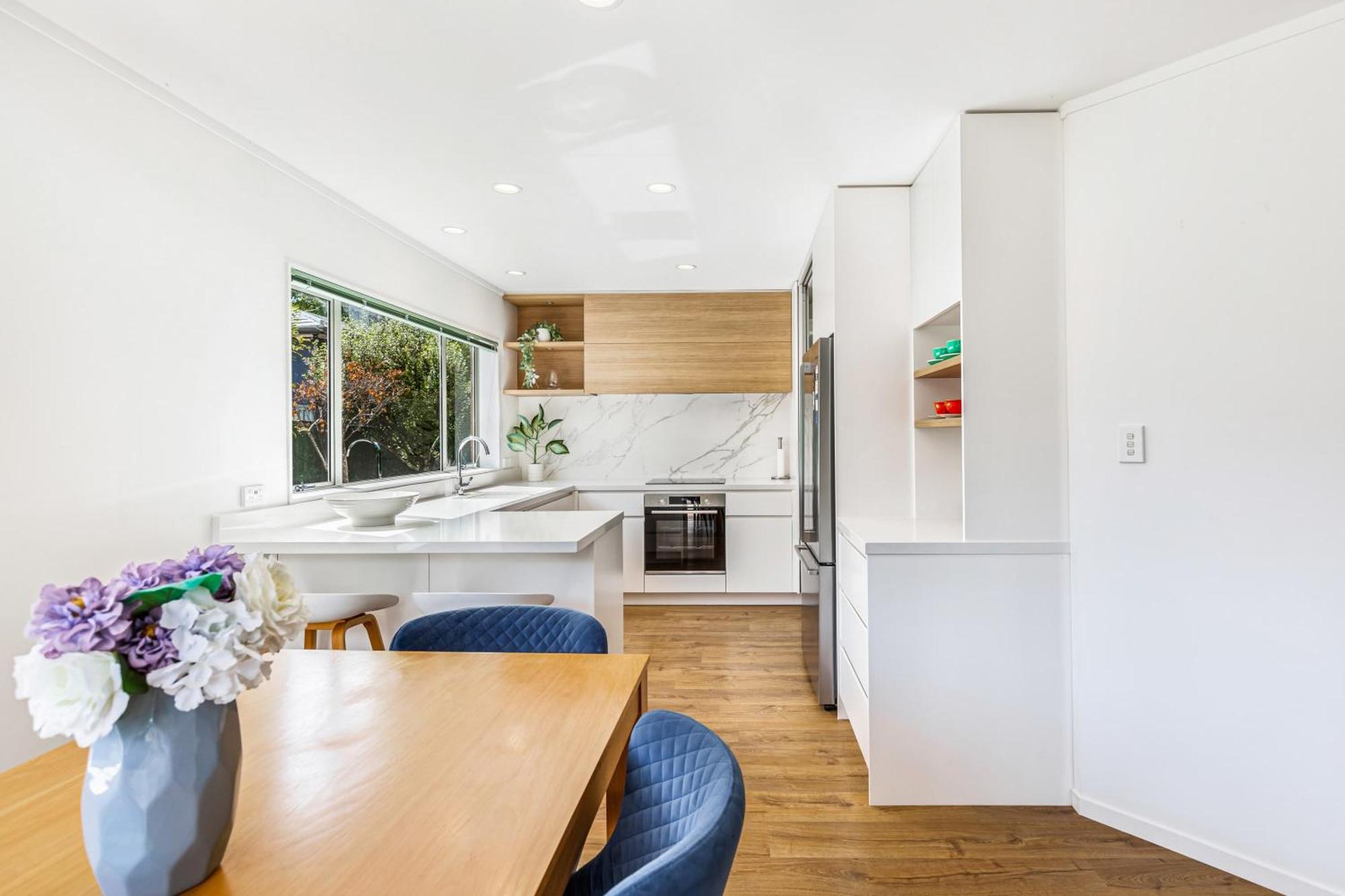 Private And Sunny 3-Bedroom Home With Parking Auckland Bagian luar foto